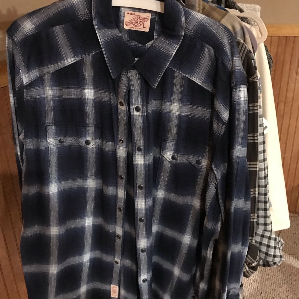 Men’s Lucky Brand Long Sleeve Button Up Size L!